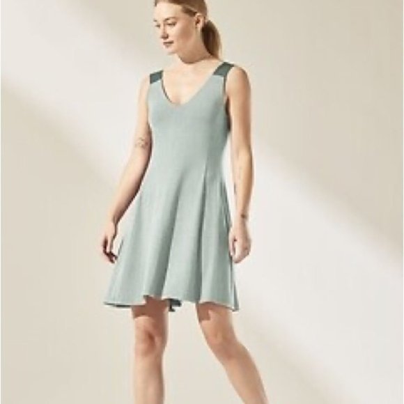 Athleta Dresses & Skirts - Athleta Santorini Support Green Women Large V Neck Mini Tank Athleisure Dress